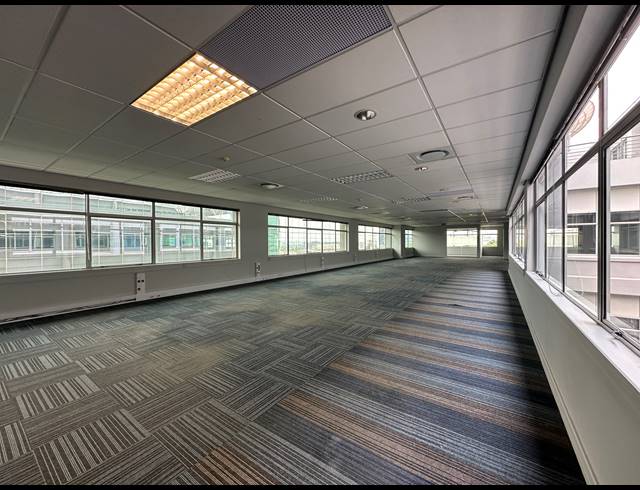 968M² OFFICE TO LET IN SANDTON CENTRAL